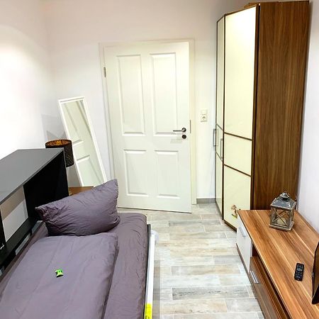 Ferienwohnungen Arp "2O" Mit Garten Und Parkplatz Itzehoe Exteriér fotografie